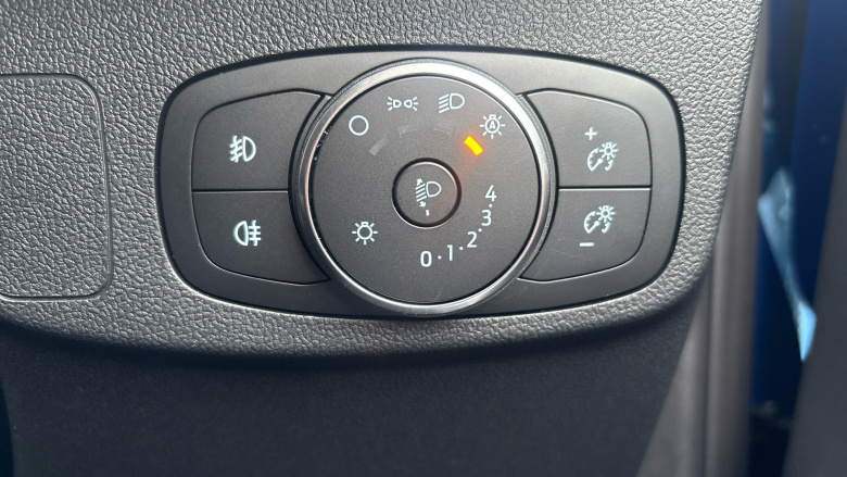 Ford Focus 1.0 EcoBoost Hybrid mHEV 155 ST-Line 5dr Auto Petrol Hatchback